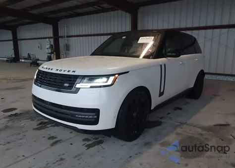 2023 Land Rover Range Rover P400 Se z USA, uszkodzony, nr VIN SALKP9FU9PA086344